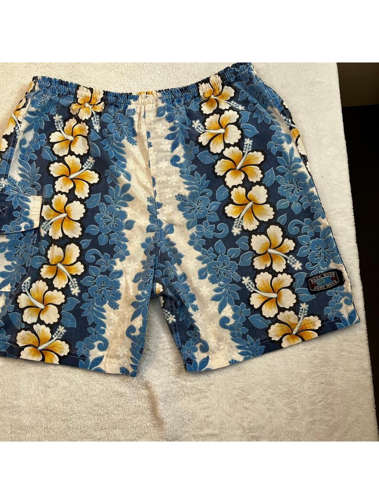 Blue Wave Surfer Hawaiian Style Swim Trunks Medium